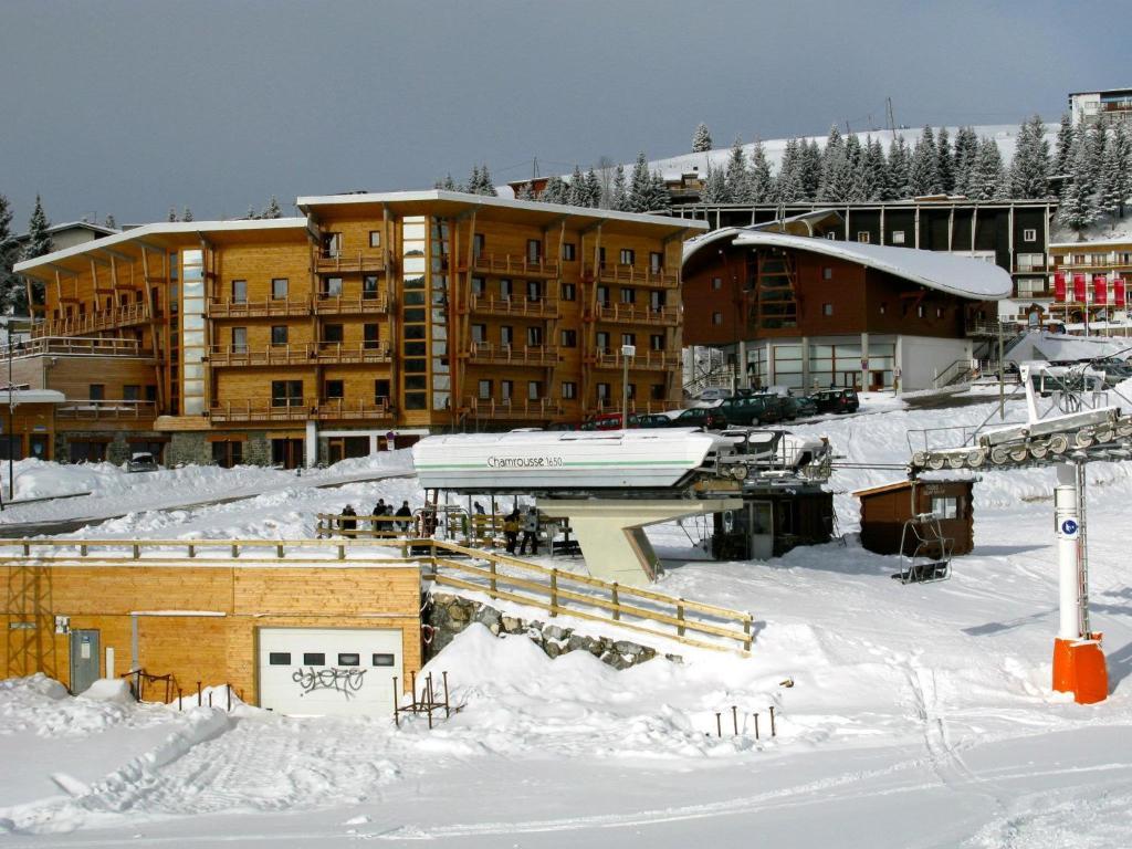 Les Balcons De Recoin - Chamrousse Aparthotel Exteriör bild
